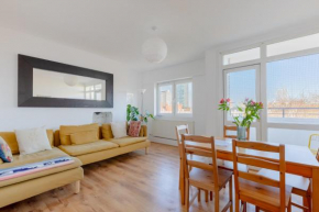 Fantastically Located 4BD Flat Clerkenwell